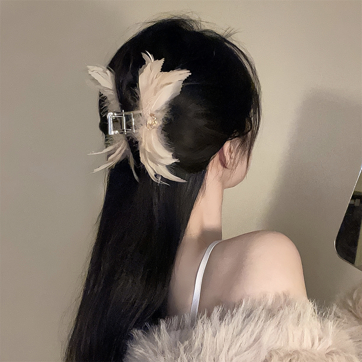 Accessories Brand For Women - 女性のヘアクロークリップ韓国フェザー Y2K 甘い高級ブランド高品質ヘアアクセサリーかわいいクール Verstaile ヘアグラブ