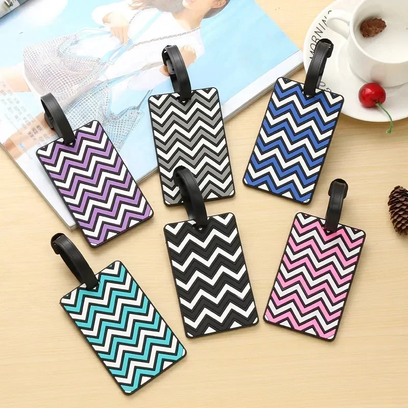 Women Accessories Name - 幾何学的な荷物タグ女性男性 PVC 手荷物名札スーツケース住所ラベルホルダートラベルアクセサリー