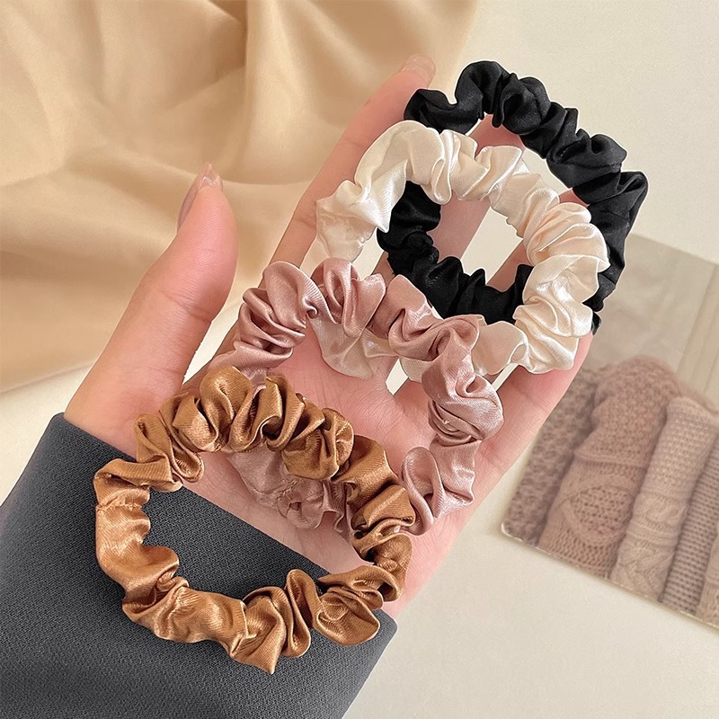 女性用サテンシルクヘアシュシュ,単色,シンプル,伸縮性,ヘア - Accessories Brand For Women のレビューと価格
