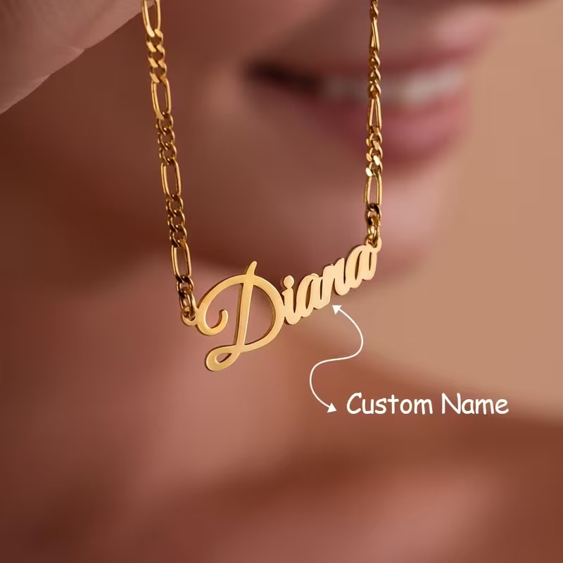 カスタマイズされたフィガロチェーンネックレス、名前入りパーソ - Women Accessories Gift Box のレビューと価格