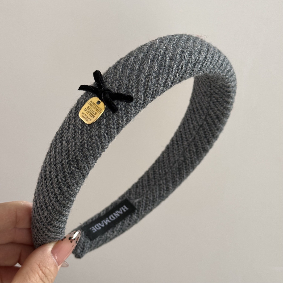 真新しい優しい茶色の生地のヘッドバンド弓高頭蓋トップヘアピン - Accessories Brand For Women のレビューと価格