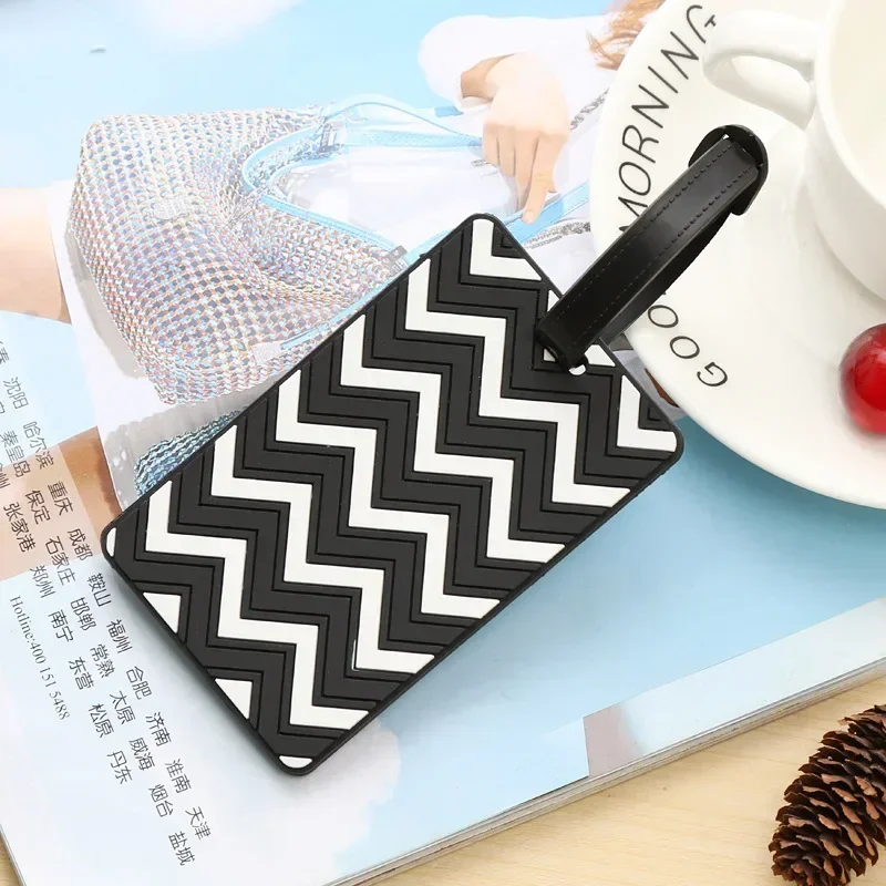 幾何学的な荷物タグ女性男性 PVC 手荷物名札スーツケース住 - Women Accessories Name のレビューと価格